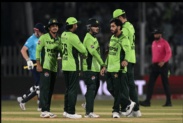 pak bowling against england